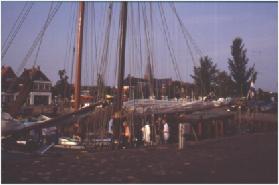 SEDIA-15.jpg (8847 Byte)