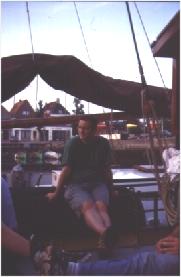 SEDIA-20.jpg (9018 Byte)